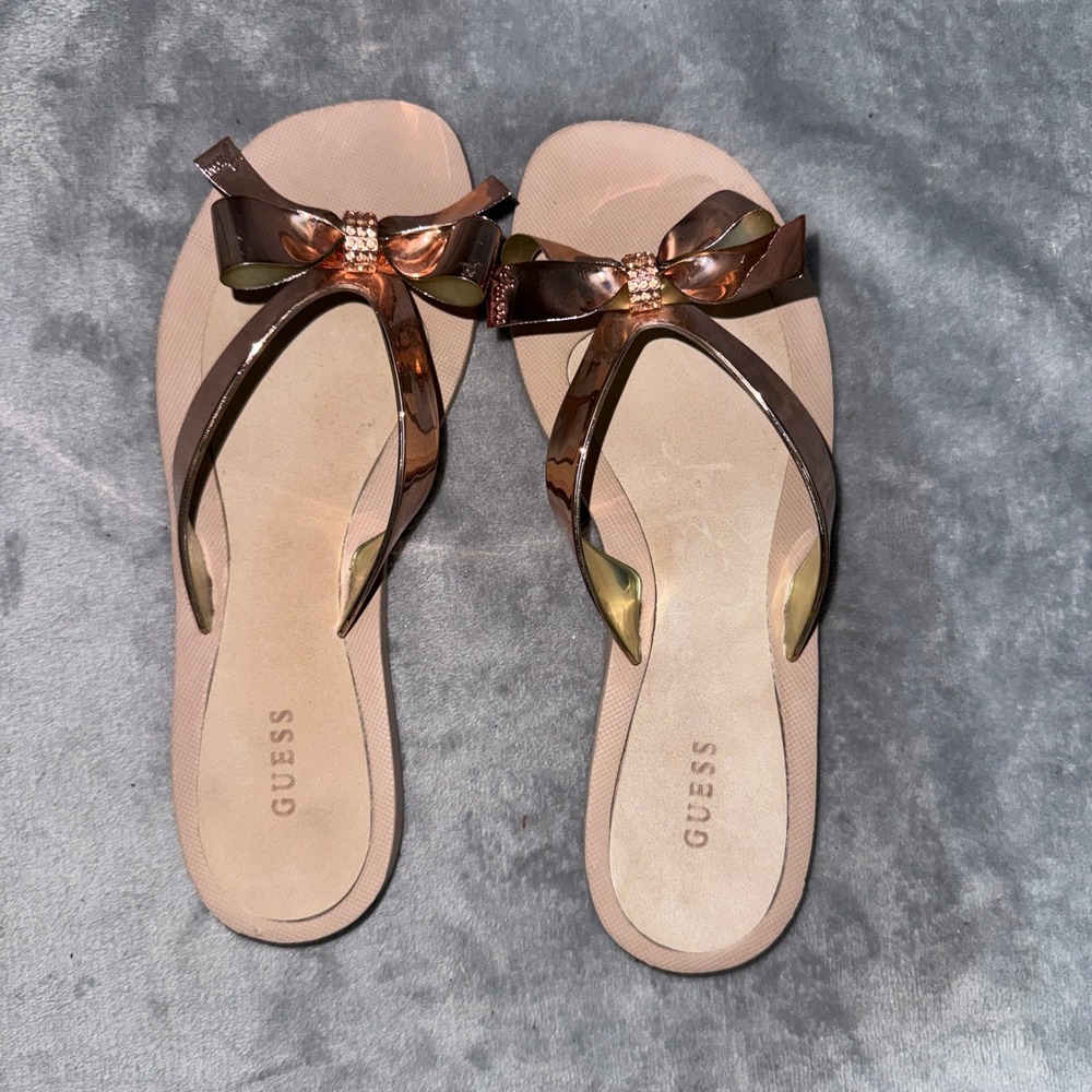 Guess Womens Bow Thong Flip Flop Sandal 37 Rose Gold Metallic Rhinestone